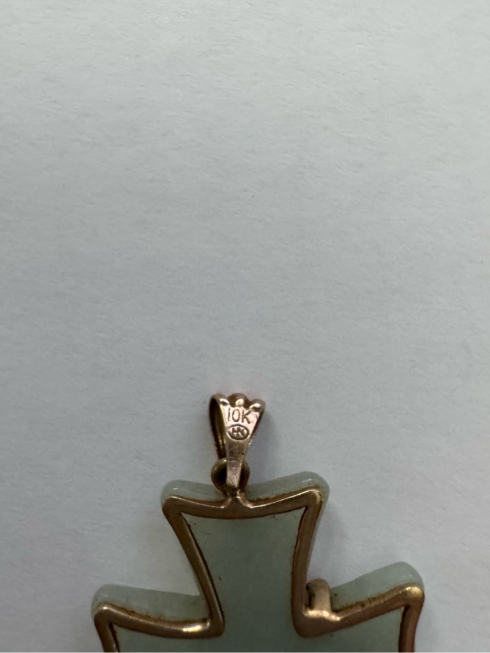 Jade cross pendant with 10K gold wired - Picture 6 of 6